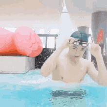 Handsome Sexy GIF - Handsome Sexy Yugengyin GIFs