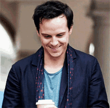 Andrew Scott Scarf GIF - Andrew Scott Scarf Laughing GIFs