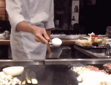 teppanyaki egg trick hibachi grill