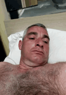 адлер Laying In Bed GIF - адлер Laying In Bed Hairy Dad GIFs