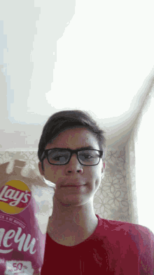 Eating Chips Chips GIF - Eating Chips Chips Boy Eating Chips GIFs
