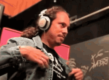 Kirk Hammett GIF - Kirk Hammett Jacket GIFs
