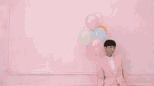 Kimmyungsoo Pink GIF - Kimmyungsoo Myungsoo Pink GIFs