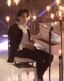Softnte Yoongi Piano GIF - Softnte Yoongi Piano GIFs