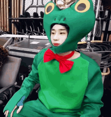 Frog X1 GIF - Frog X1 Seungwoo GIFs