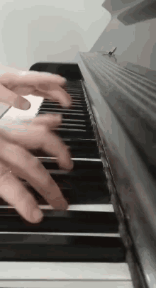 Song Play GIF - Song Play Piano GIFs