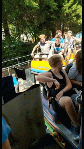 Roller Coaster Fail GIF - Roller Coaster Fail Bump - ស្វែងរក ...