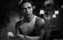a streetcar named desire marlon brando eating chewing what