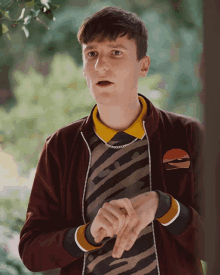 Glance Confused GIF - Glance Confused Confusion GIFs
