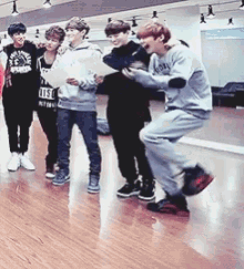 Exo Laughing GIF - Exo Laughing Laughter GIFs