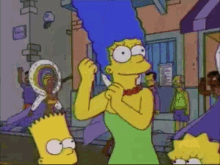 Marge Preocupada GIF - Marge Preocupada Bailar GIFs