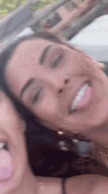 Gizelly Givy GIF - Gizelly Givy Ivymoraes GIFs