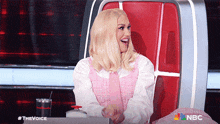 Excited Gwen Stefani GIF - Excited Gwen Stefani The Voice GIFs