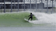 surf surfing wave pool kelly slater surf ranch