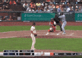 a baseball game between the giants and the marlins is being played on august 31