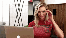 Smile And Nod GIF - Nod Yes Meeting GIFs