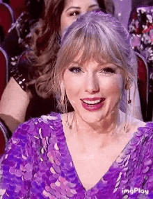 Laughing Smiling GIF - Laughing Smiling Taylor Swift GIFs
