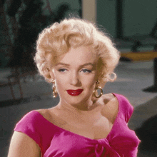 Blonde Marilyn GIF