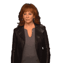 looking to the side reba mcentire staring at the side got my attention caught my attention