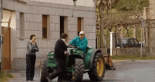 Tractor Galicia GIF - Tractor Galicia Chase GIFs