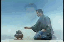 茶道　正座　アーノルド・シュワルツェネッガー シュワちゃん GIF - Tea Ceremony Japanese Tea Arnold GIFs