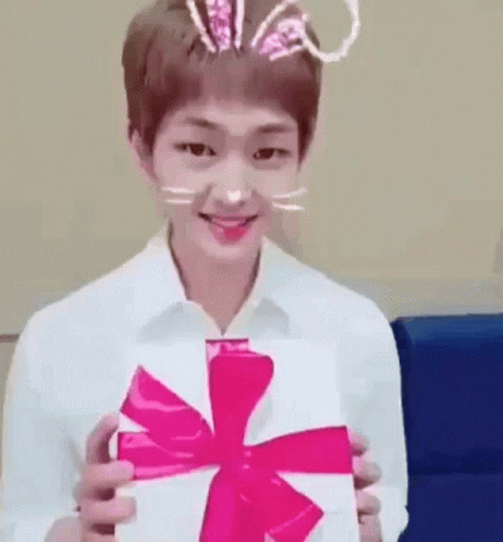 Shineemoji Onew Keychain * Bunny Jinki Acrylic Keychain * Cute Shinee Kpop  Rabbit