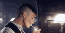 Thomas Shelby Smoking GIF - Thomas Shelby Smoking Light Up GIFs