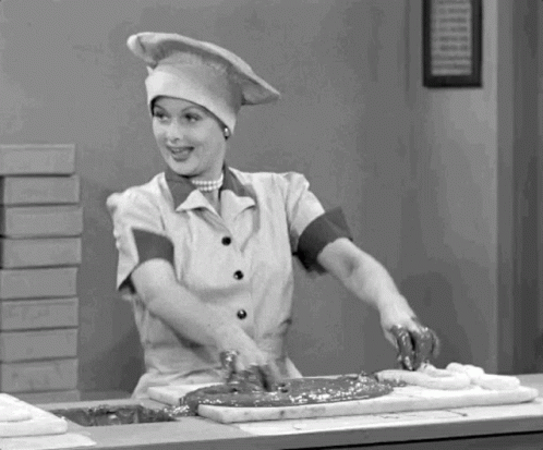 Ilovelucy Candy Making GIF - Ilovelucy Candy Making - GIF 탐색 및 공유