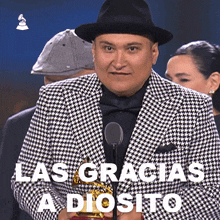La Gracias A Diosito Latin Grammy GIF - La Gracias A Diosito Latin Grammy Muchas Gracias A Dios GIFs