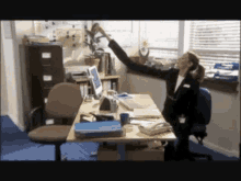 Middle Finger Green Wing GIF - Middle Finger Green Wing Sue White GIFs
