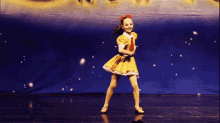 Maddie Ziegler Dance GIF - Maddie Ziegler Dance Pose GIFs