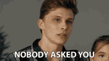 Nobody Asked You Mind Your Business GIF - Nobody Asked You Mind Your Business Back Off GIFs