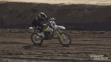 Riding Motorcycle Dirt Rider GIF - Riding Motorcycle Dirt Rider Biker GIFs
