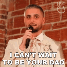I Cant Wait To Be Your Dad Happily GIF - I Cant Wait To Be Your Dad Happily Im Excited To Be Your Father GIFs