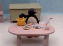 Pingu Noot Noot GIF - Pingu Noot Noot Pingu Eats Jam GIFs