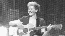 Niall Horan Gif.2 GIF - Niallhoran One Direction Sing GIFs