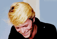 Bowie Blonde GIF - Bowie Blonde Smiling GIFs