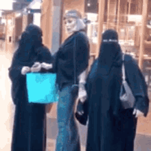 Rakeitoop Hijab GIF - Rakeitoop Hijab Burqa GIFs