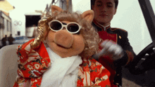 Muppets Most Wanted Miss Piggy GIF - Muppets Most Wanted Miss Piggy Quick Change GIFs