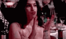 Amy Winehouse Clap GIF - Amy Winehouse Clap GIFs