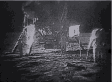 Man On The Moon Moon Landing GIF - Man On The Moon Moon Landing One Small Step For Man GIFs