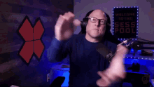 Adam Sessler Adam Sessler Clapping GIF - Adam Sessler Adam Sessler Clapping Clapping GIFs
