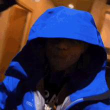Pour Water Swae Lee GIF - Pour Water Swae Lee Playing With Water GIFs