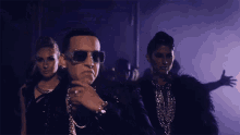 Thinking Daddy Yankee GIF - Thinking Daddy Yankee Yandel GIFs