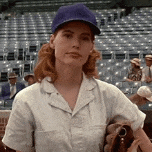 I Have The Ball Dottie Hinson GIF - I Have The Ball Dottie Hinson A League Of Their Own GIFs