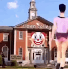 Clown College Walking GIF - Clown College Walking Enter Campus GIFs