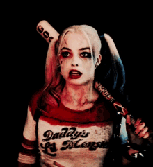 Harley Quinn Stare GIF - Harley Quinn Stare Surprised GIFs