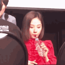 Ha Seul Drinking Water GIF - Ha Seul Drinking Water Loona GIFs