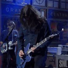 Playing Guitar Dave Grohl GIF - Playing Guitar Dave Grohl Foo Fighters GIFs
