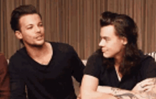 Louis Tomlinson One Direction GIF - Louis Tomlinson One Direction Harry  Styles - Discover & Share GIFs